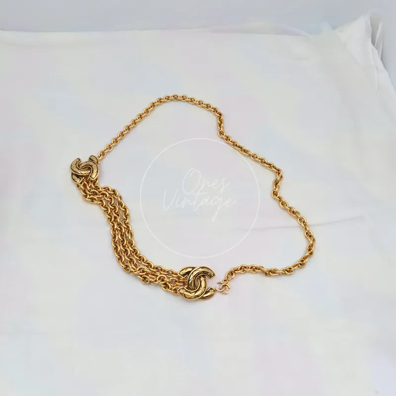 Chanel Vintage CC Mark Belt Waist Chain in gold-plated, featuring lobster clasp and interlinked chain, front view