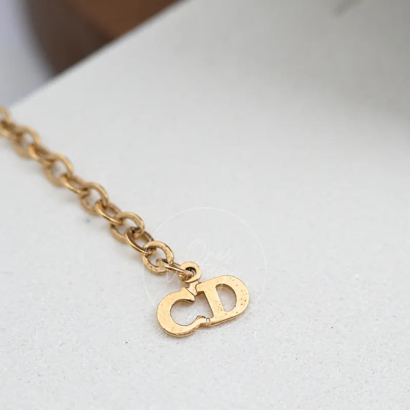 Dior Rhinestone-embellished CD logo Necklace, CD logo pendant and linked chain detail