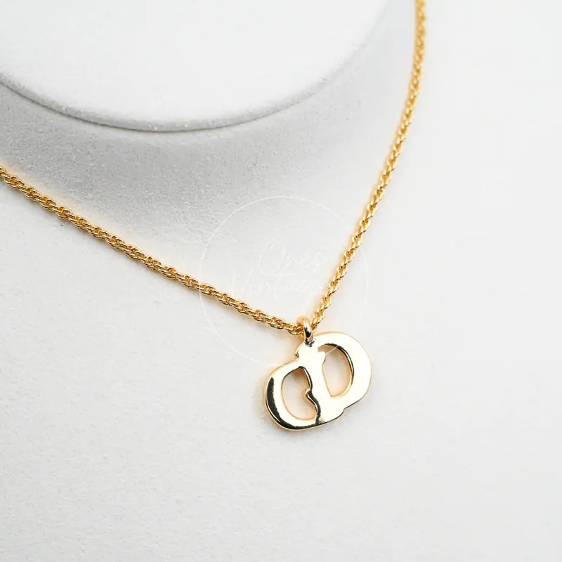 Dior CD Logo Necklace, Interlocking CD logo pendant and Fine chain attachment detail