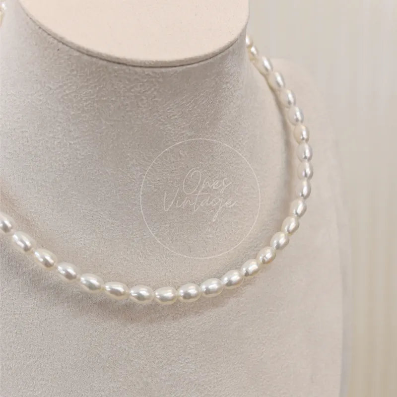 Akoya Pearl 5.5-6mm Choker Necklace in akoya pearl, featuring single-strand pearl necklace and rounded white pearls, front view
