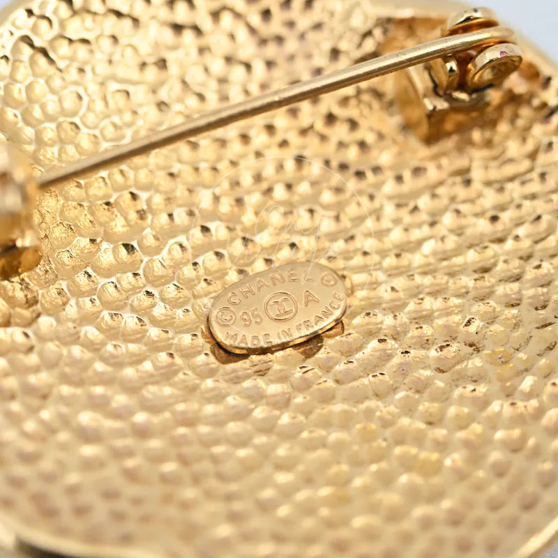 Chanel GP Coco Mark 24K Brooch, hallmark detail