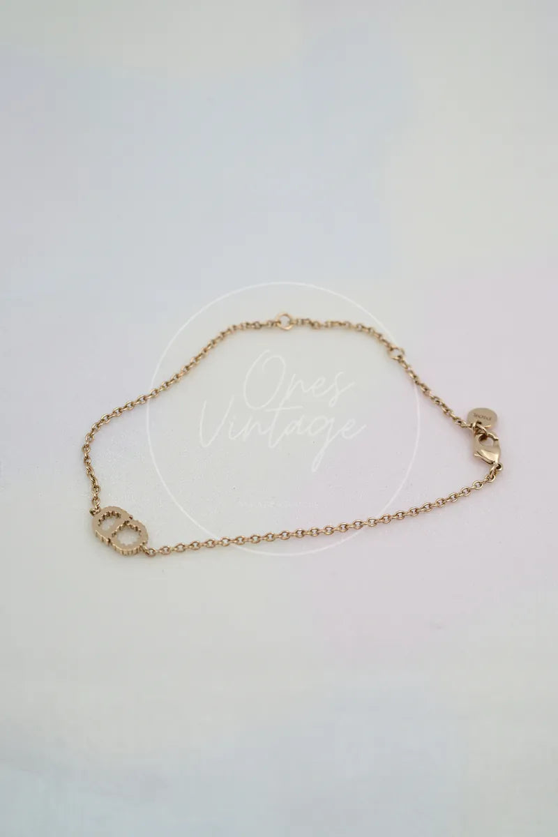 Dior Clair D Lune Bracelet in alloy metal, featuring lobster clasp and delicate link chain, front view