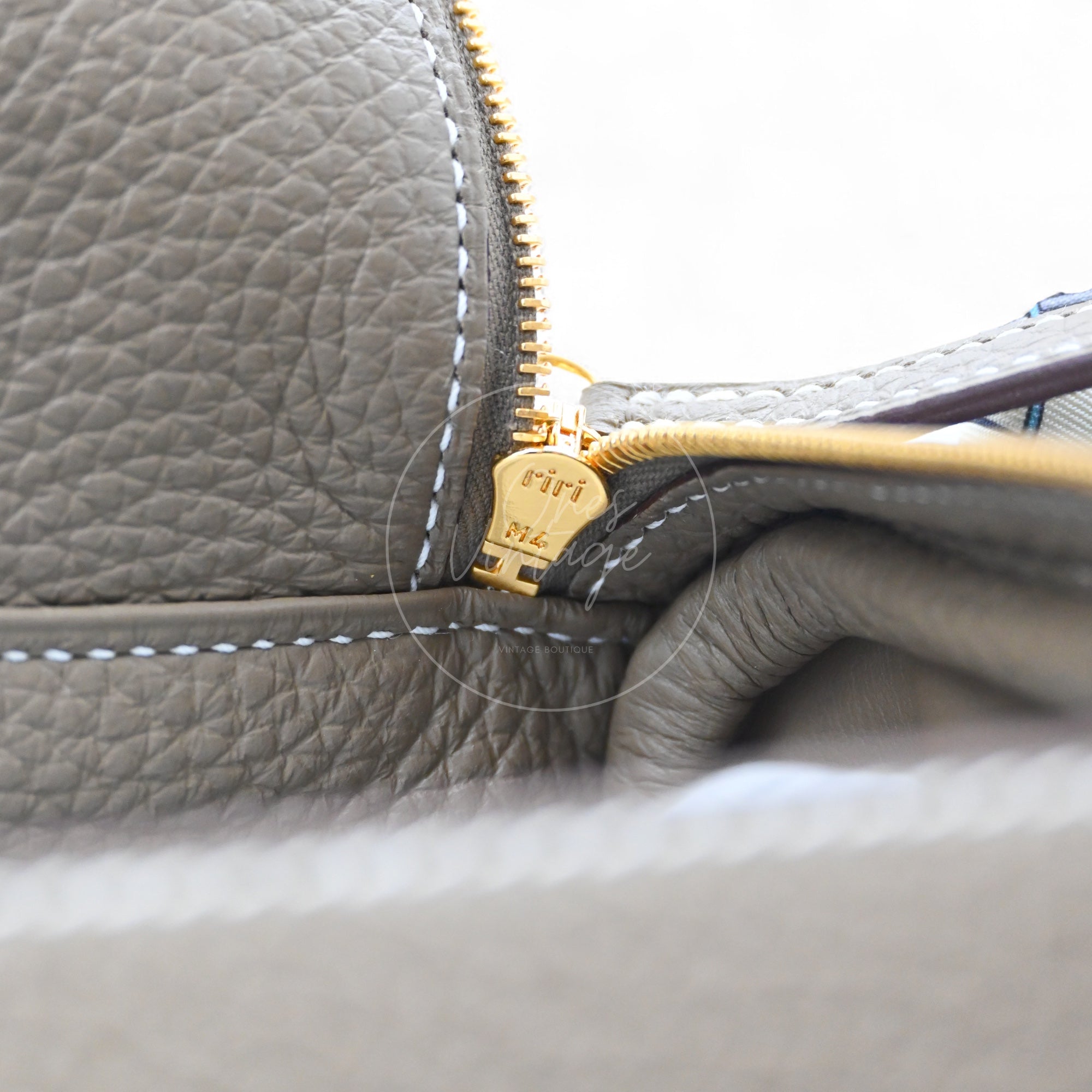 Hermes Lindy 26 Clemence GHW Etoupe Stamp W