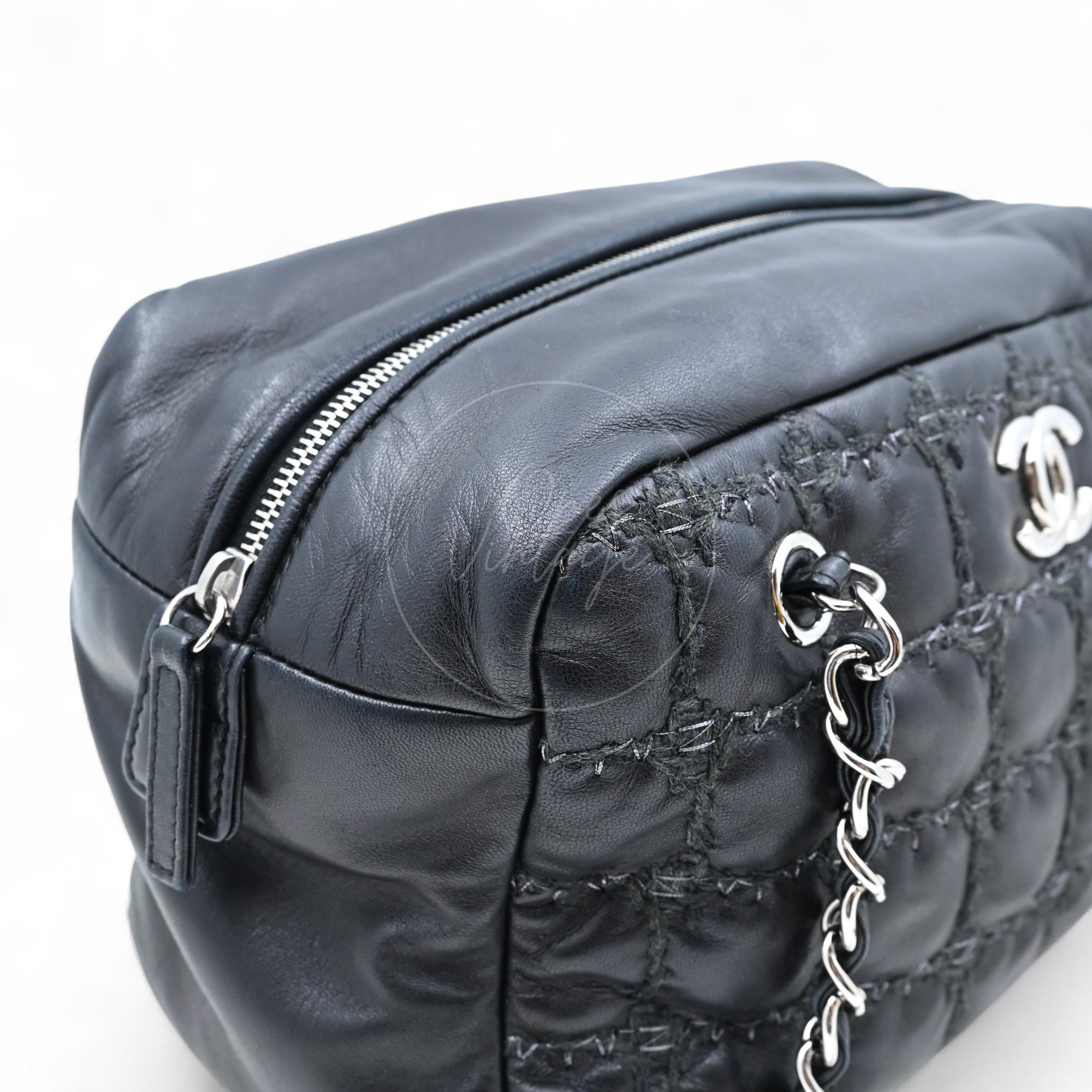 Chanel Tweed On Square Stitch Bubble Bag SHW Black Series 12