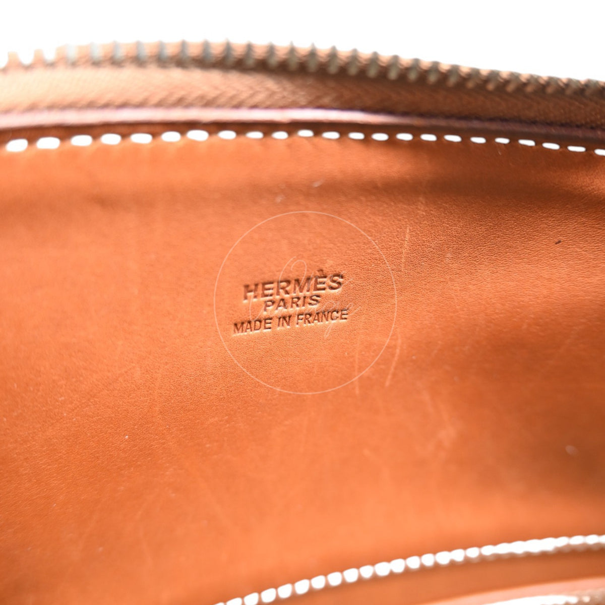 Hermès Bolide 26 in Fauve Barenia leather and Crinoline fabric with palladium-plated hardware, Square D stamp, Hermès Paris stamp inside the leather lining