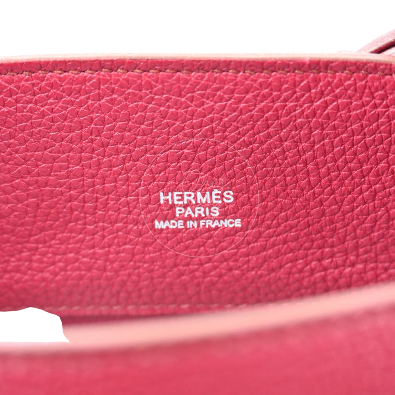 Hermes So Kelly 22 Red GHW Square O