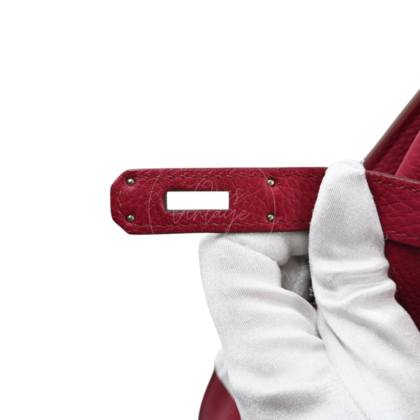 Hermes So Kelly 22 Red GHW Square O