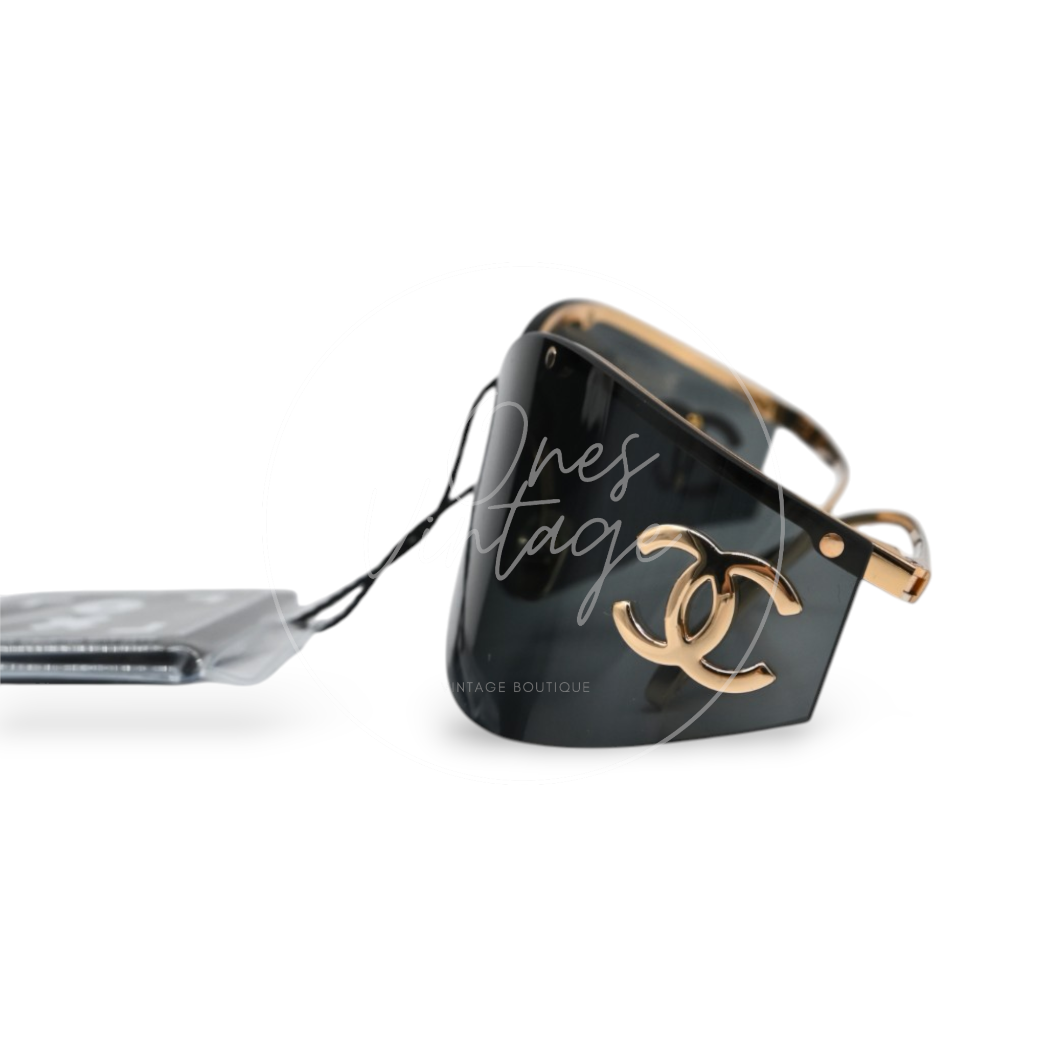 Chanel Sunglasses Gold-Tone Metal Frame Black Gold 26M