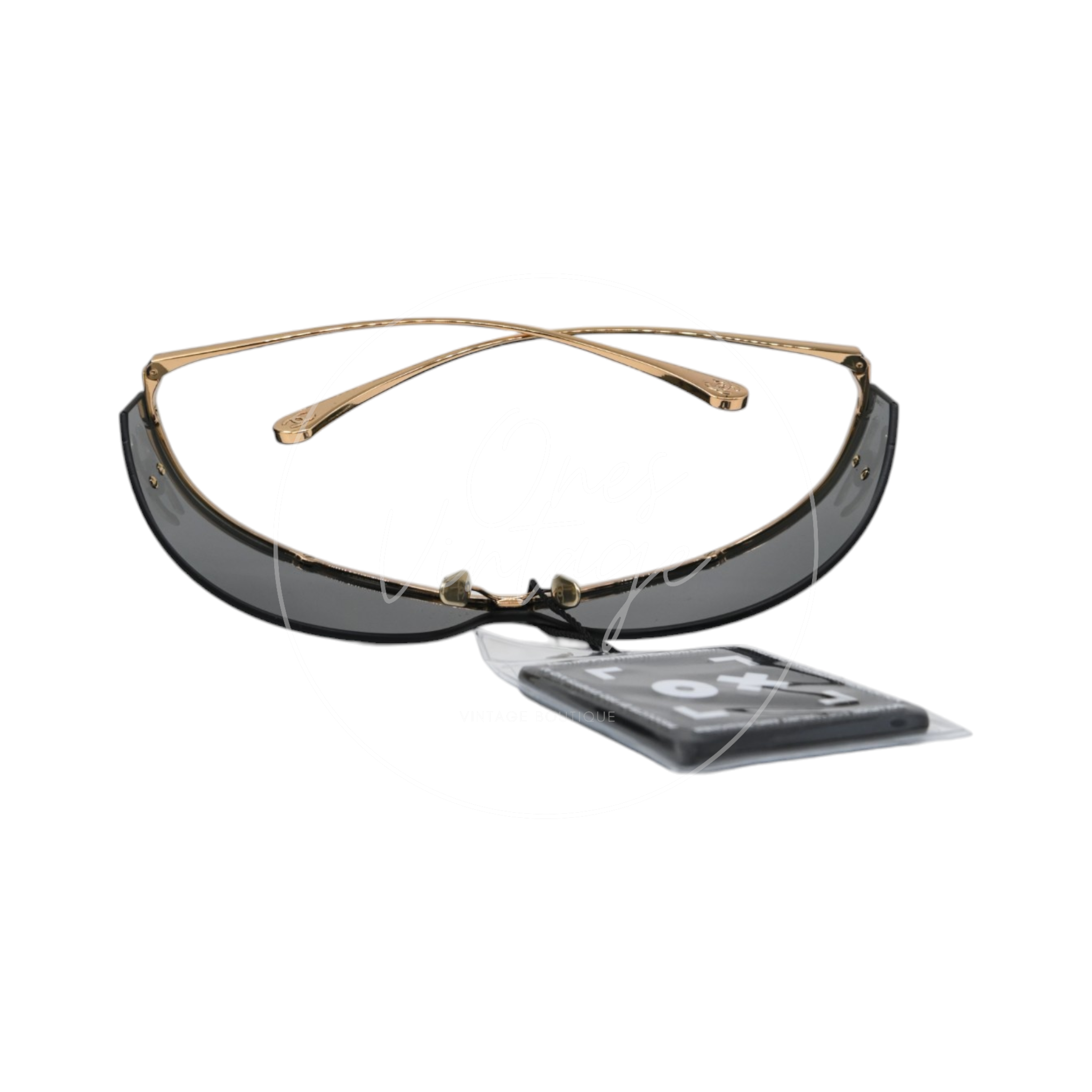 Chanel Sunglasses Gold-Tone Metal Frame Black Gold 26M