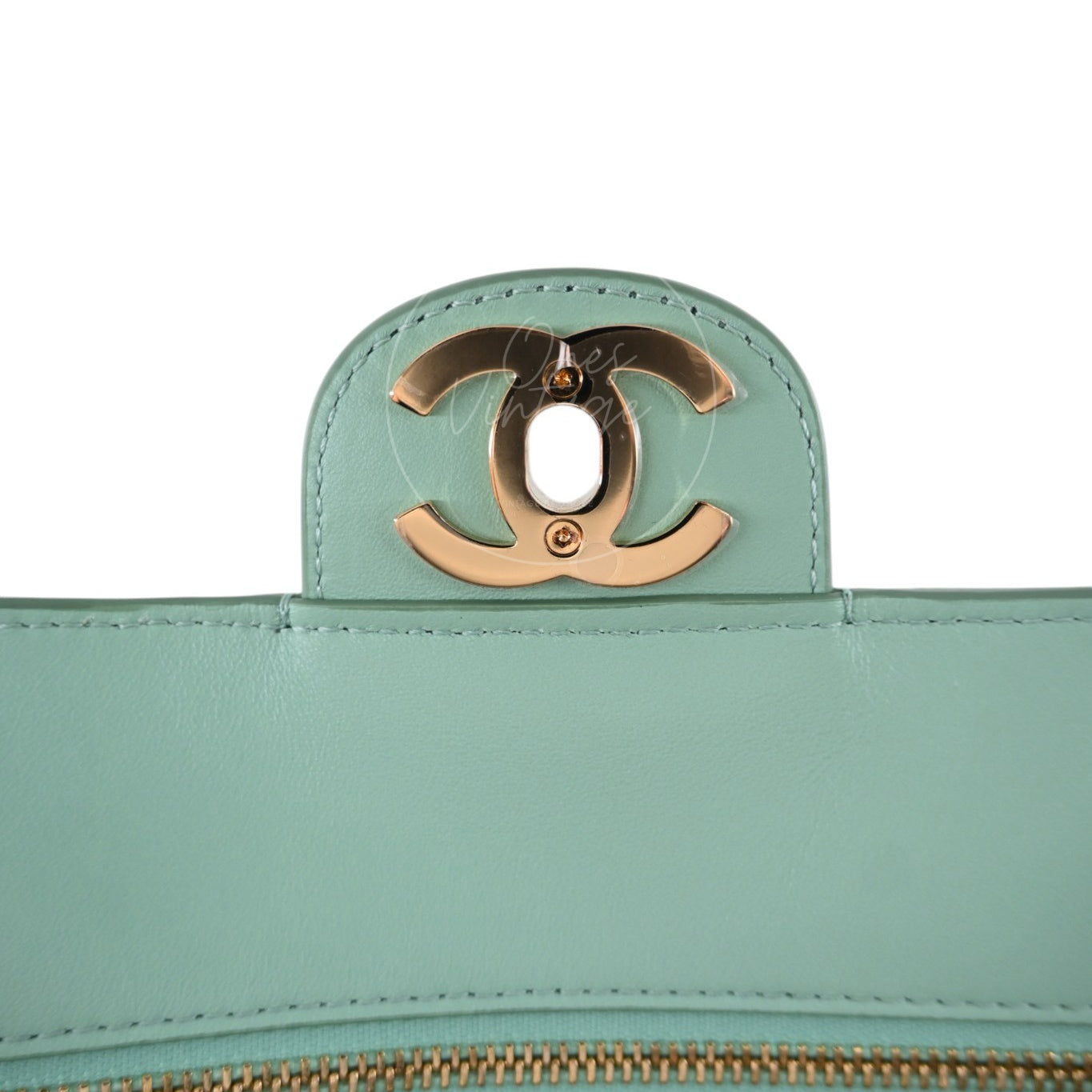 Chanel Green Suede Maxi 32cm GHW Sereis UE