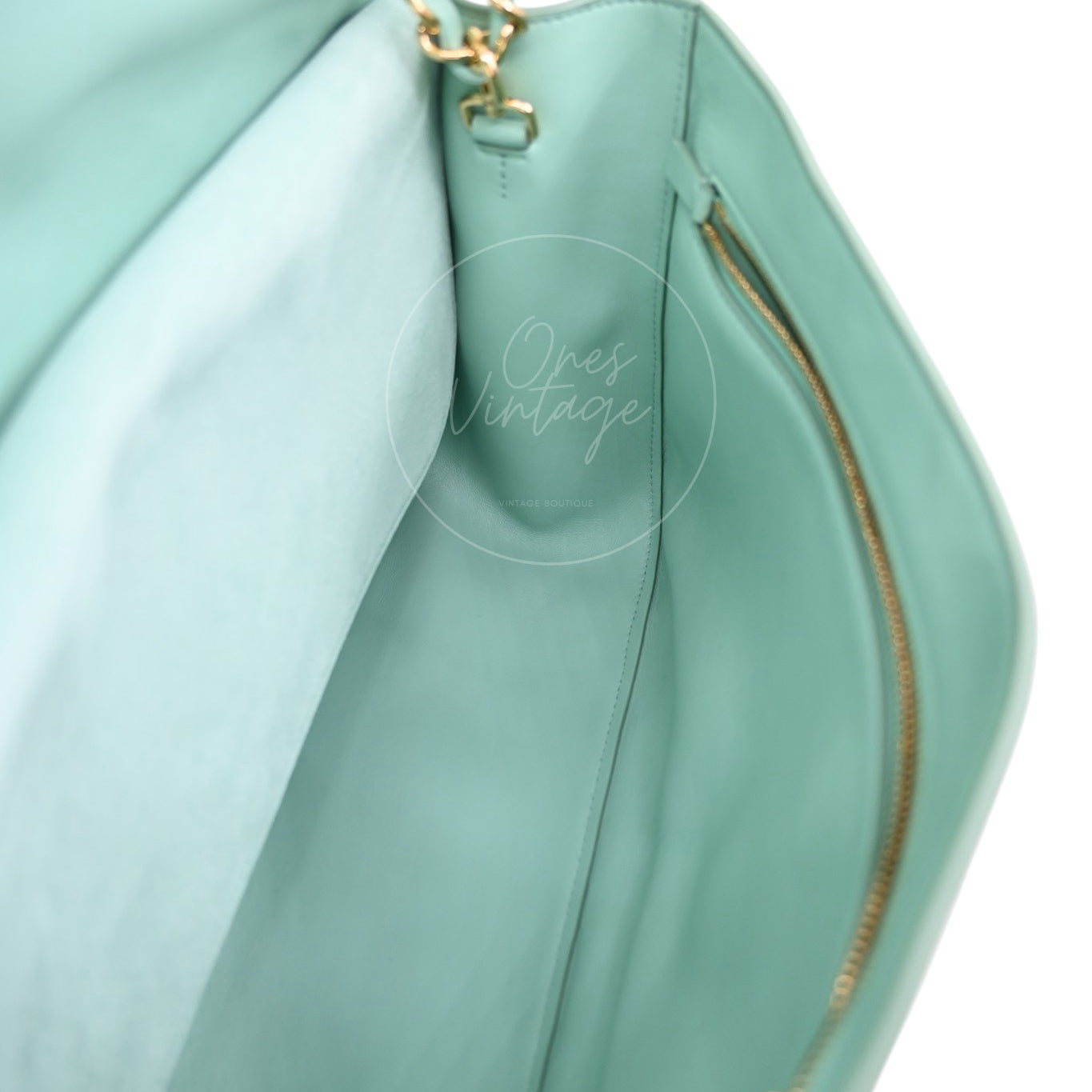 Chanel Green Suede Maxi 32cm GHW Sereis UE