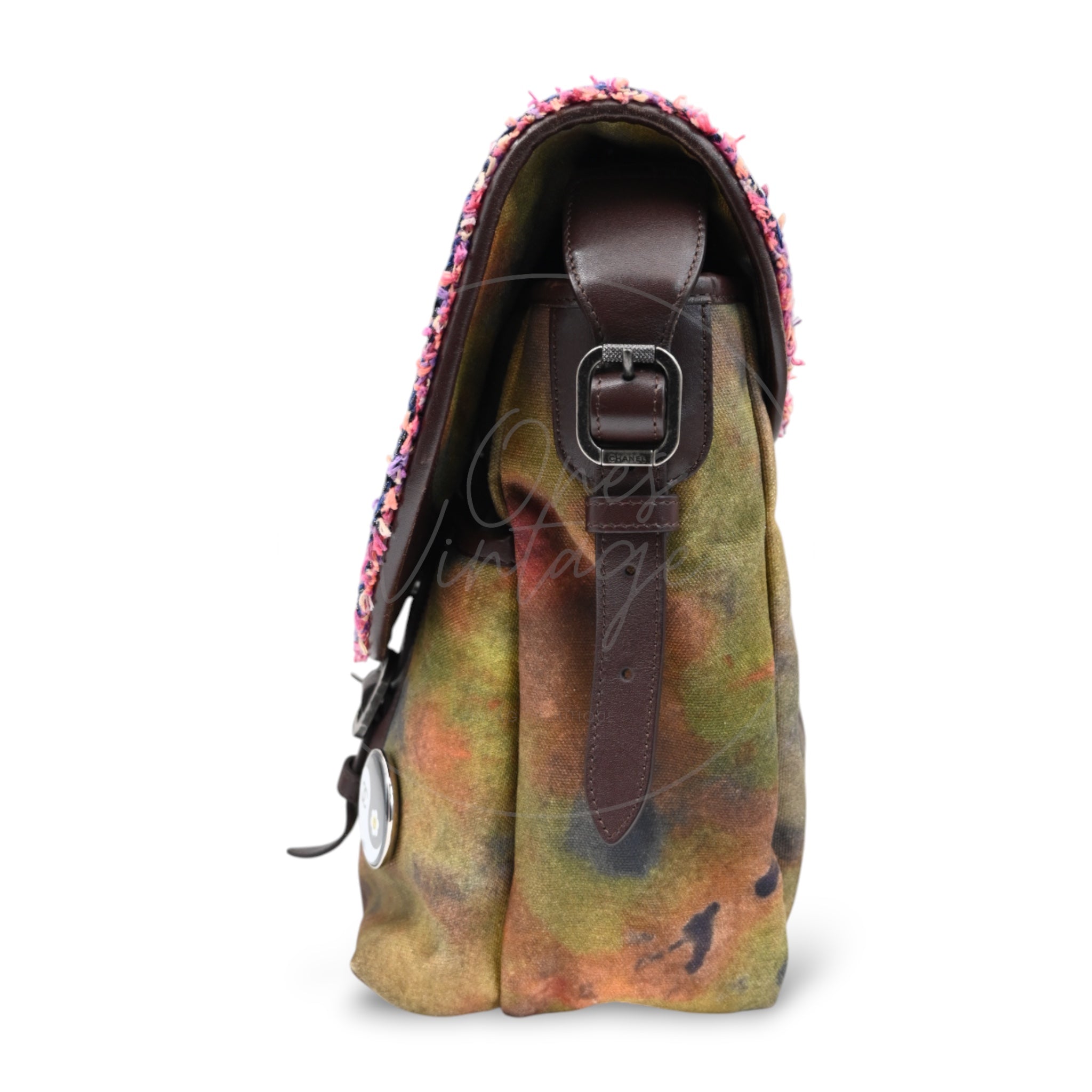 Chanel On the Pavements Graffiti Washed Toile Large Multicolor Messenger Bag PHW Multicolour Series 20