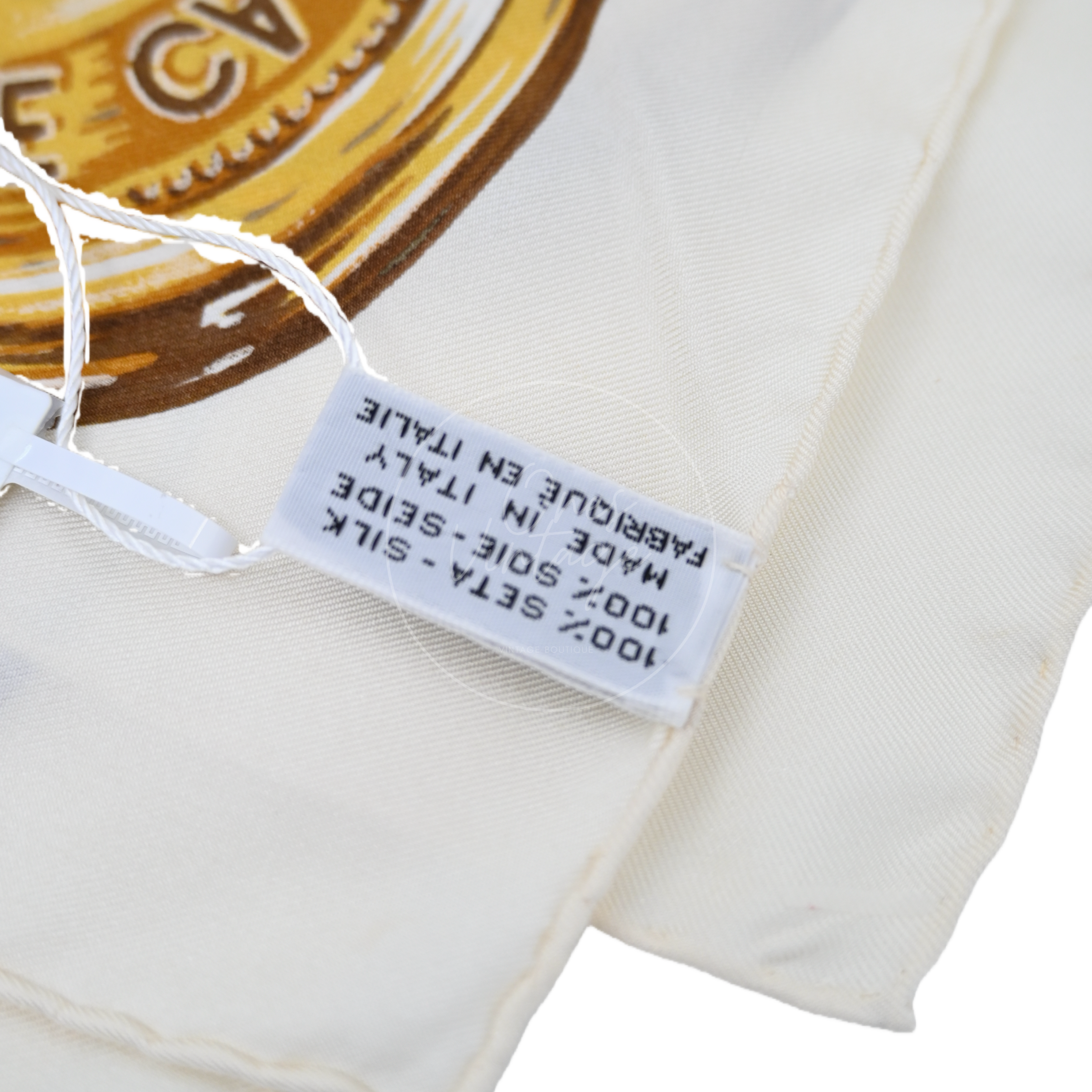 Chanel White 31rue Cambon Gold Chain With CC Mark Scarf