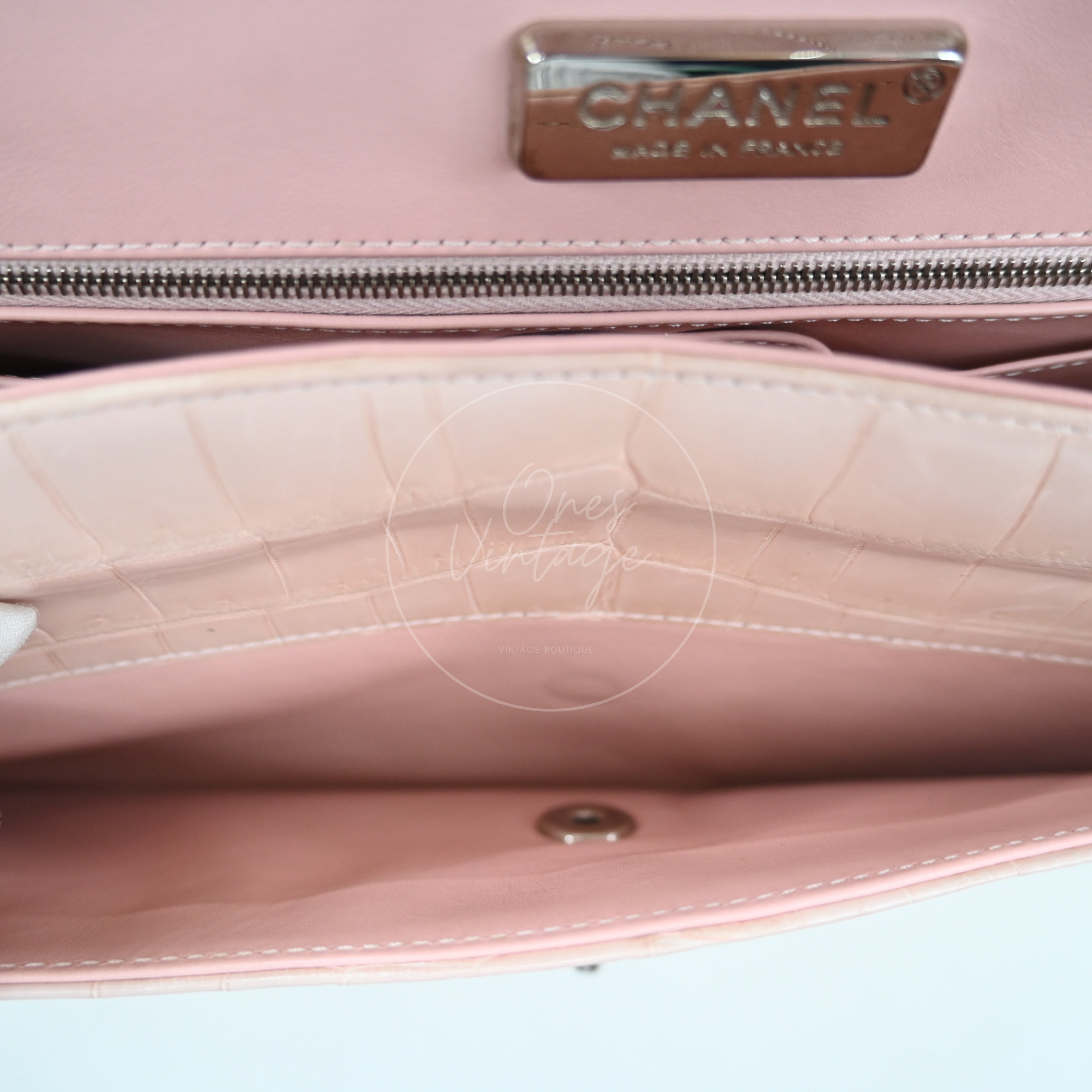 Chanel Classic Jumbo Flap Bag Alligator Pink SHW Series 17