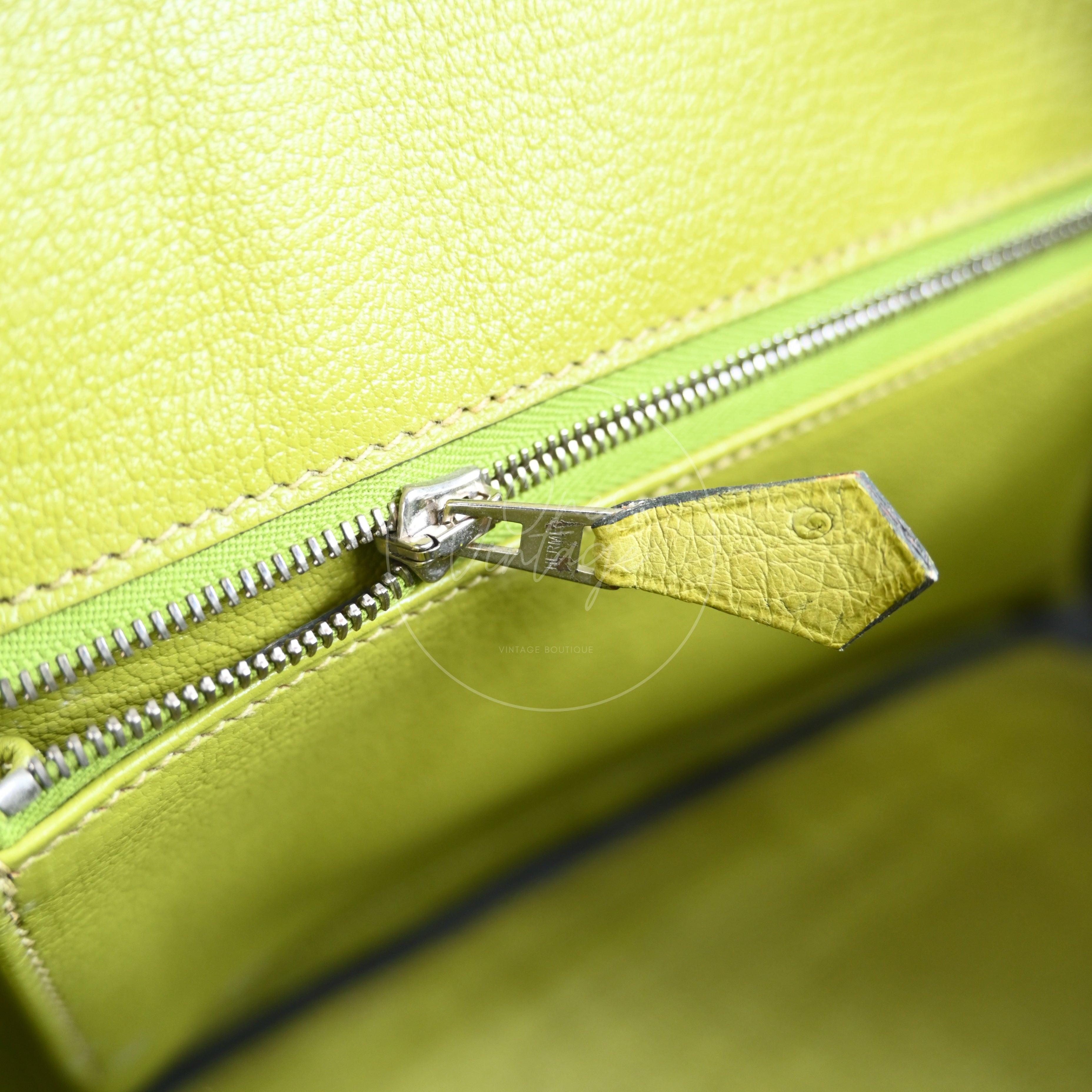 Hermes Birkin 25 Ostrich PHW Green Square J