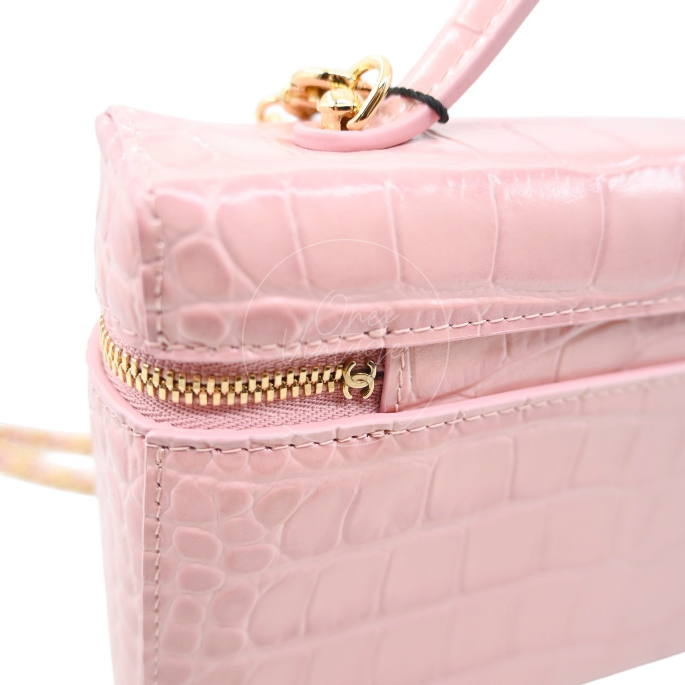 Chanel Calfskin Crocodile Embossed Slim Vanity Case With Chain Pink GHW Series K3
