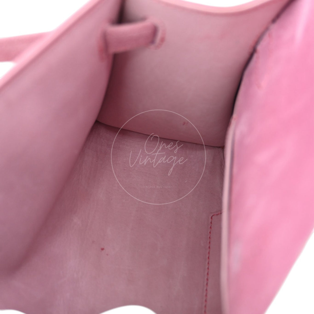 Hermès Kelly Pochette Veau Doblis in pink suede, interior pocket and interior tab detail