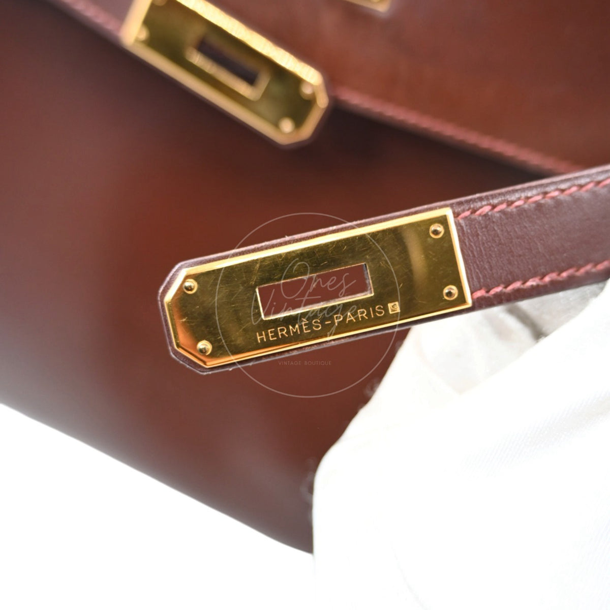 Hermès Kelly 32 Box Calfskin Leather GHW Brown Square E