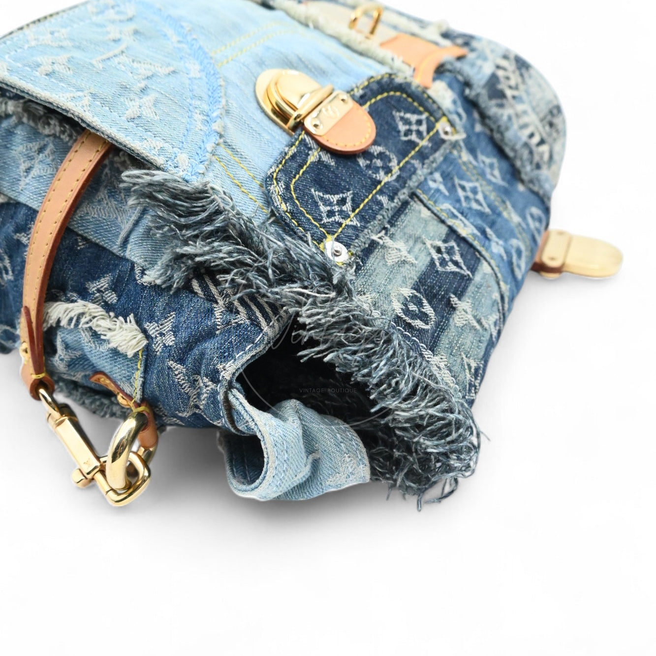 Louis Vuitton Posty Patchwork Shoulder Bag M95374 GHW Monogram Denim 2007