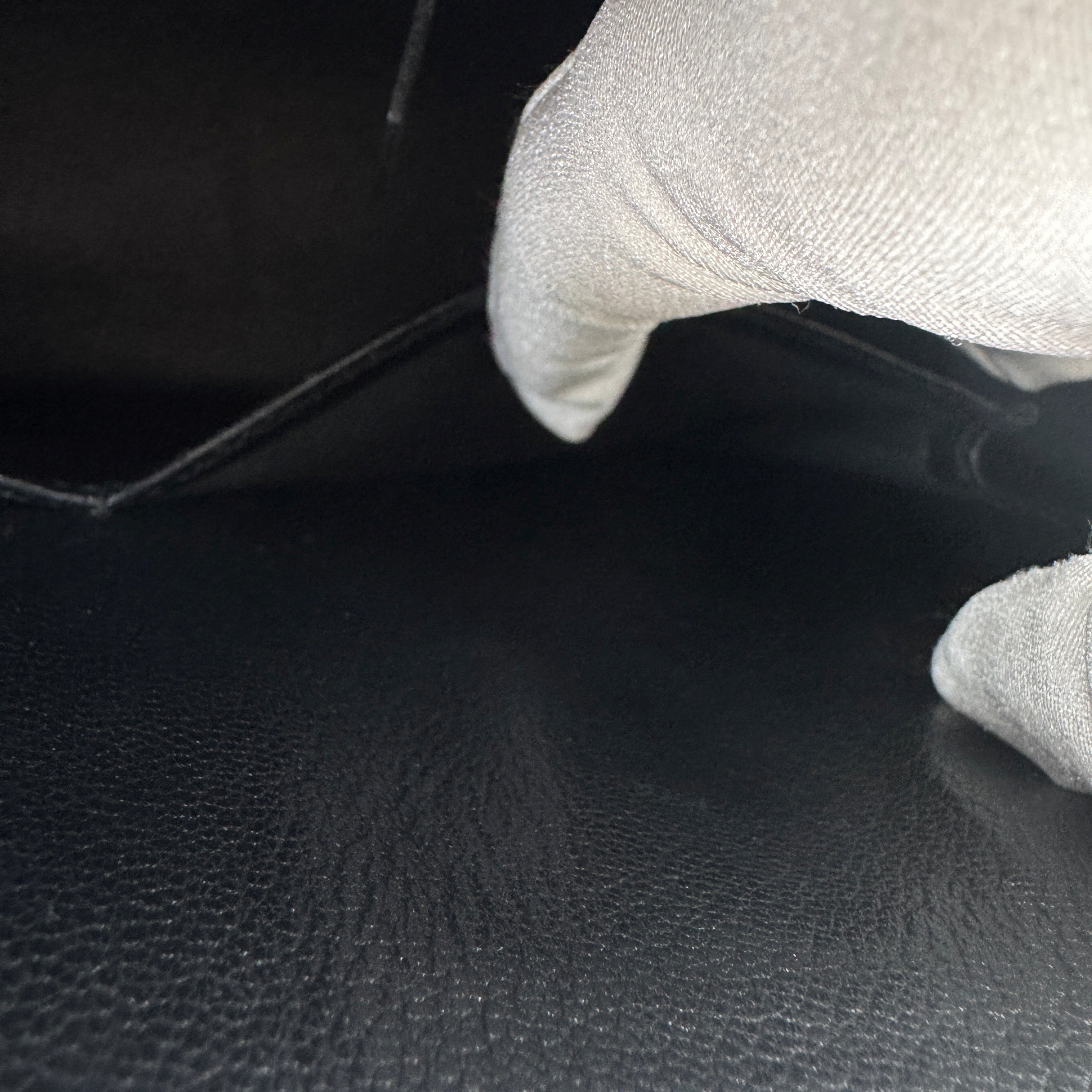 [Pre-owned Hermes Kelly 28 K28 Black Ardennes Stamp Square C handbag