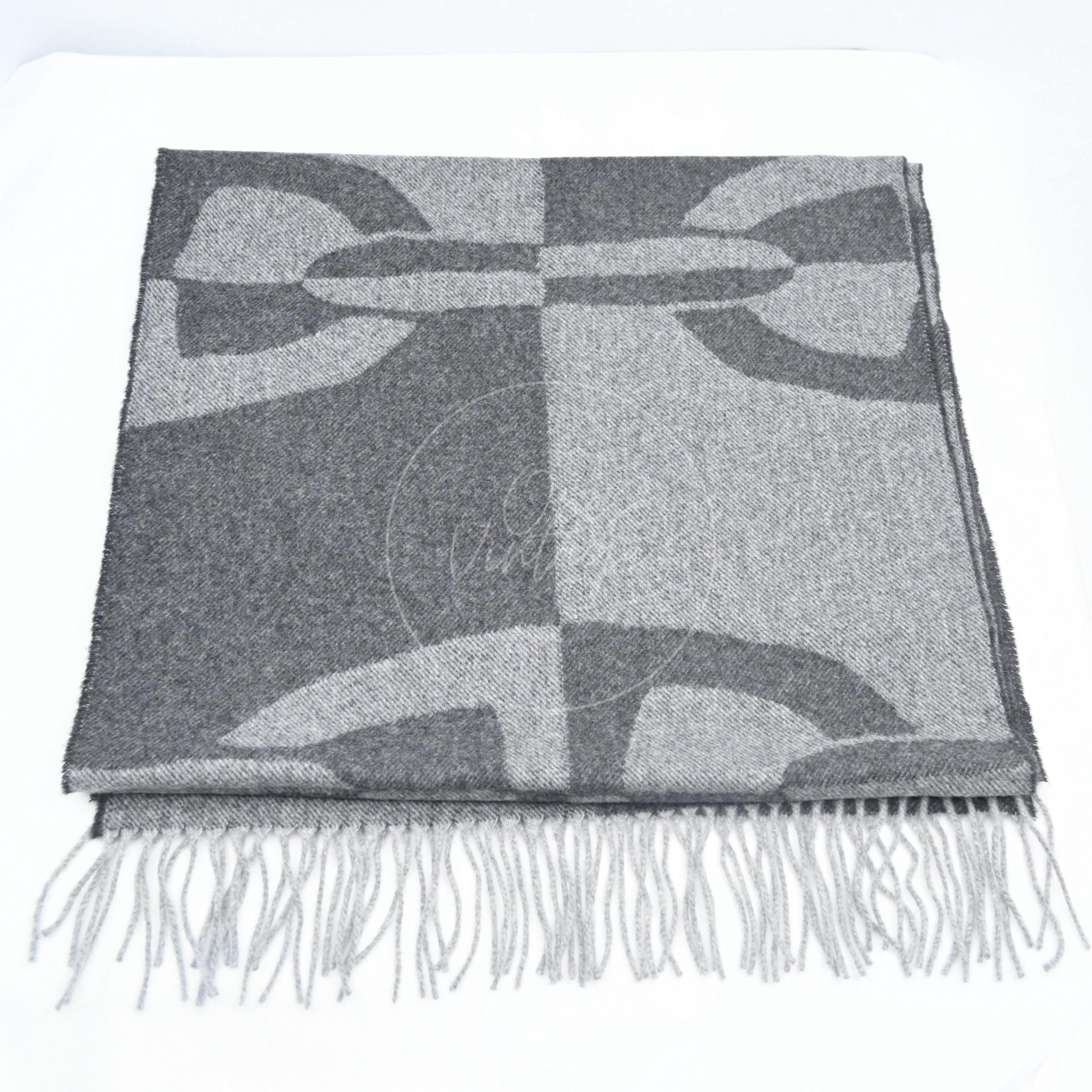 [Brand New]Hermes Men's Chaine d'Ancre Optique Grey Muffler