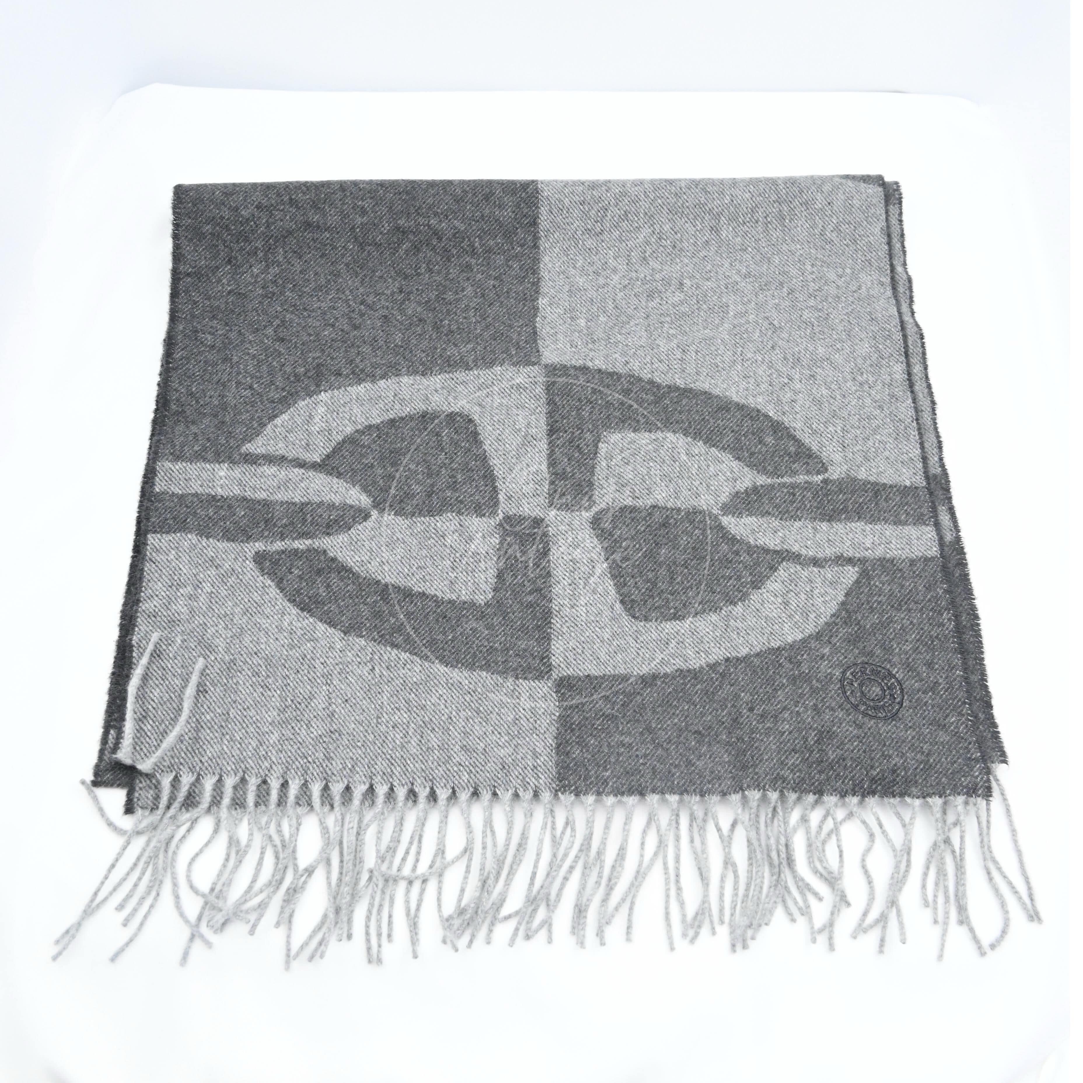 [Brand New]Hermes Men's Chaine d'Ancre Optique Grey Muffler