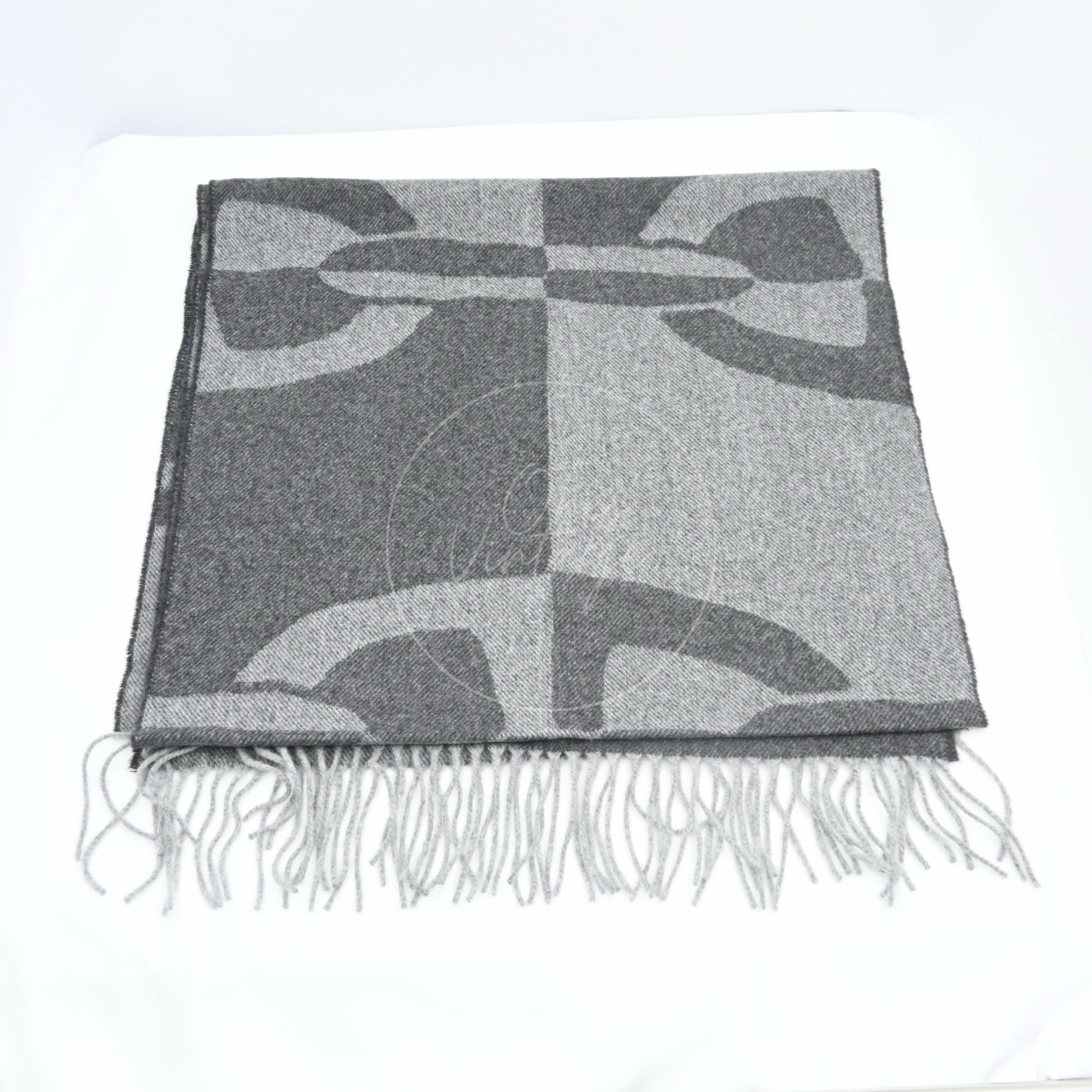 [Brand New]Hermes Men's Chaine d'Ancre Optique Grey Muffler