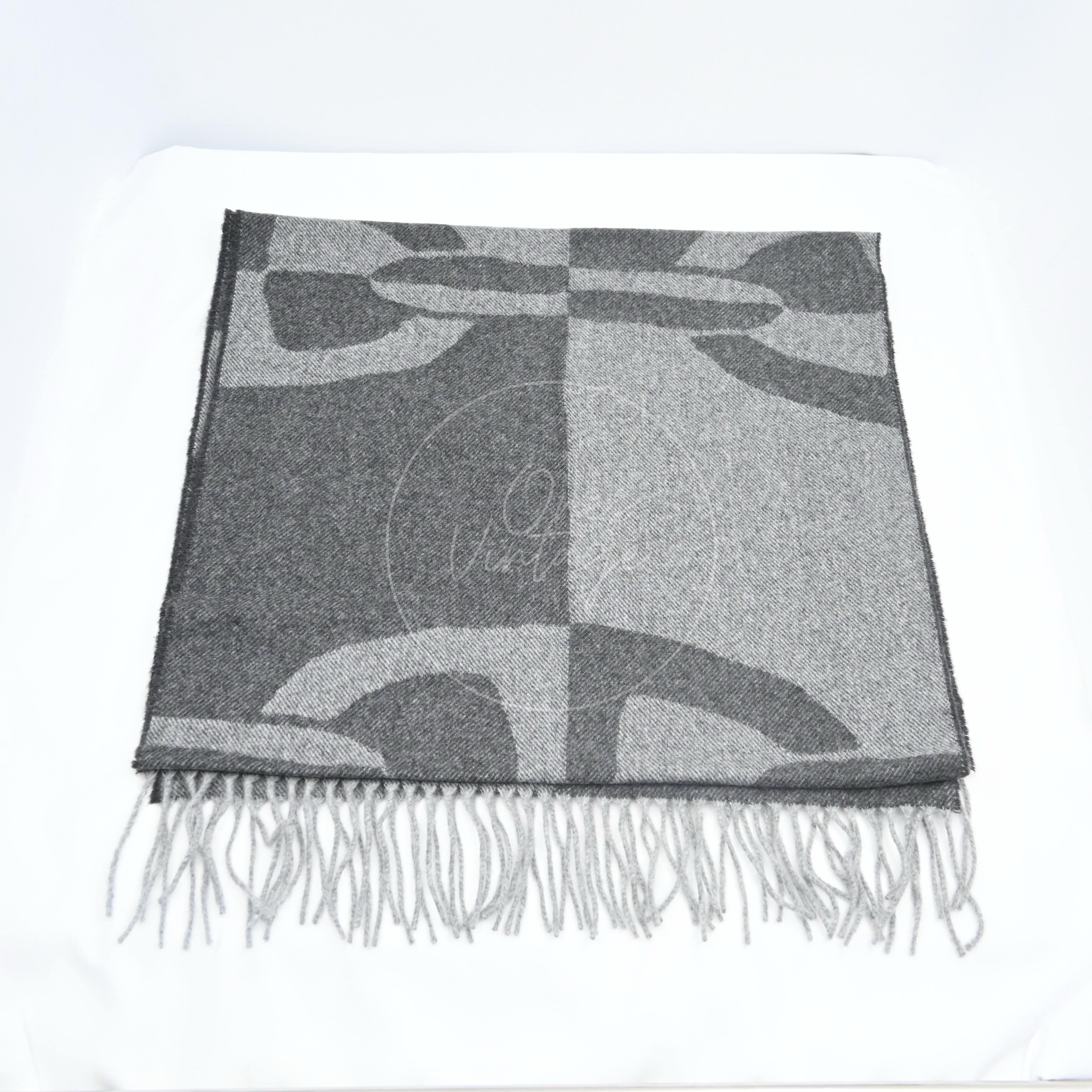[Brand New]Hermes Men's Chaine d'Ancre Optique Grey Muffler