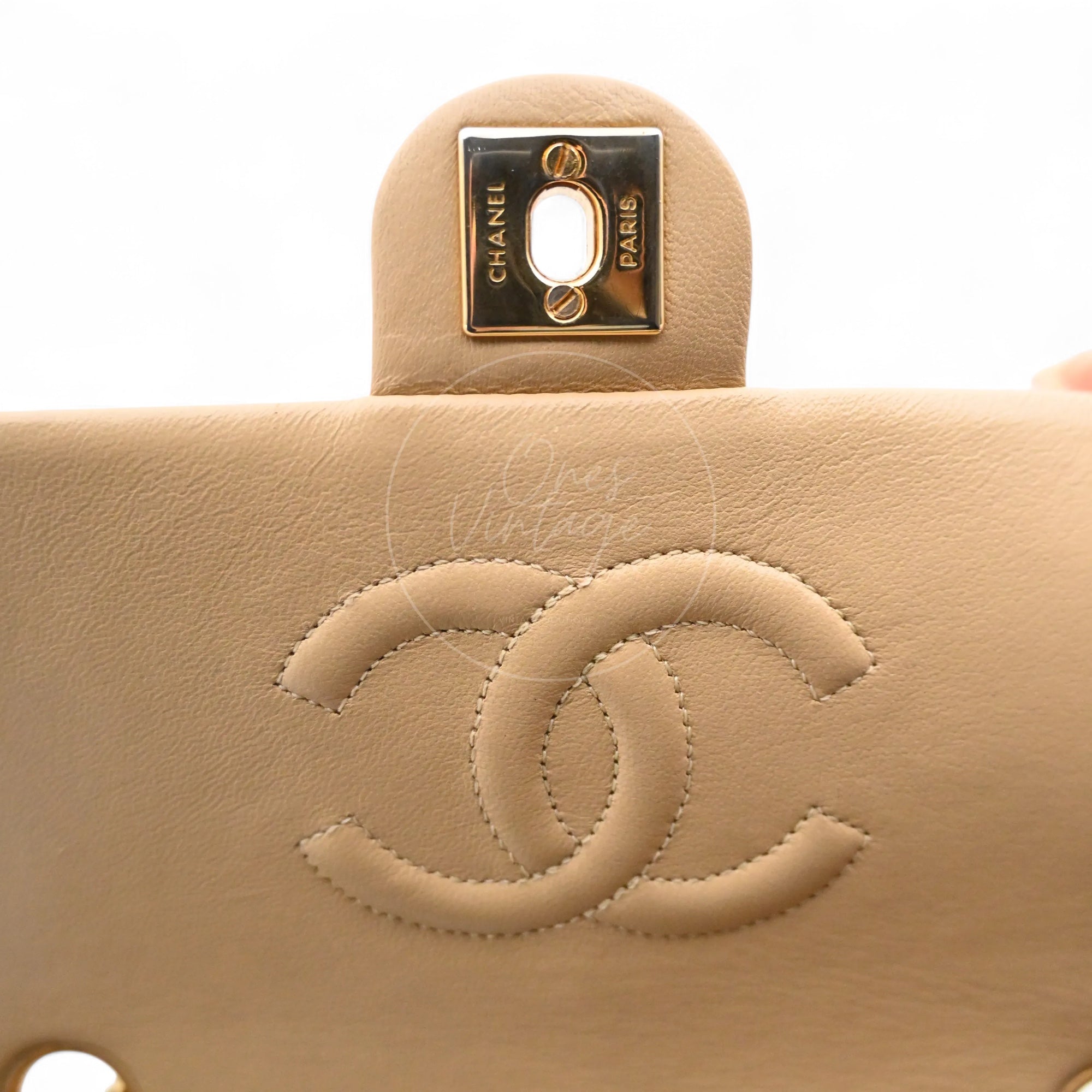 [Pre-owned] Chanel Vintage Beige Lambskin Mini Square Classic Flap Bag