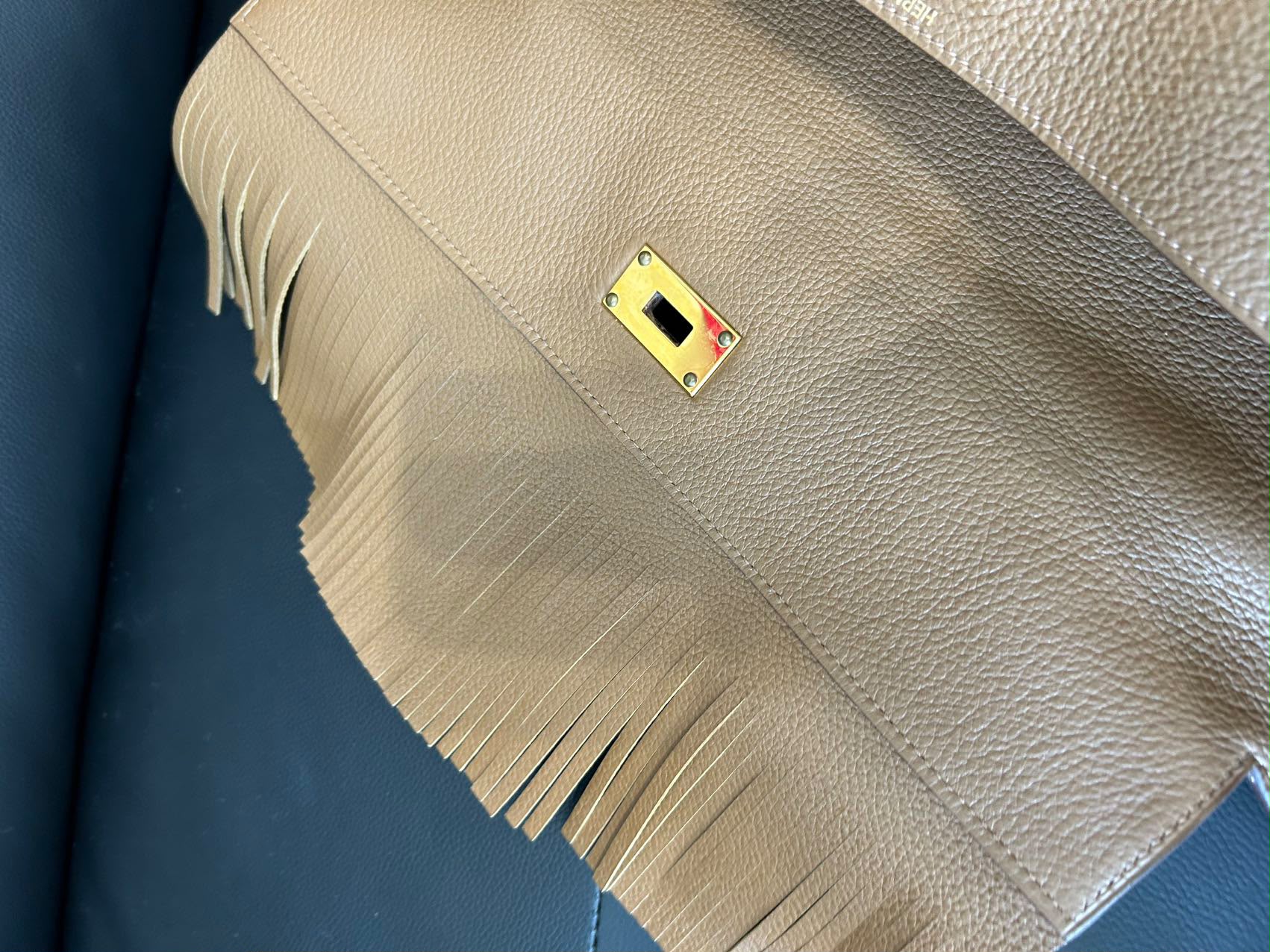 Hermes Kelly shoulder fringe Milk Tea