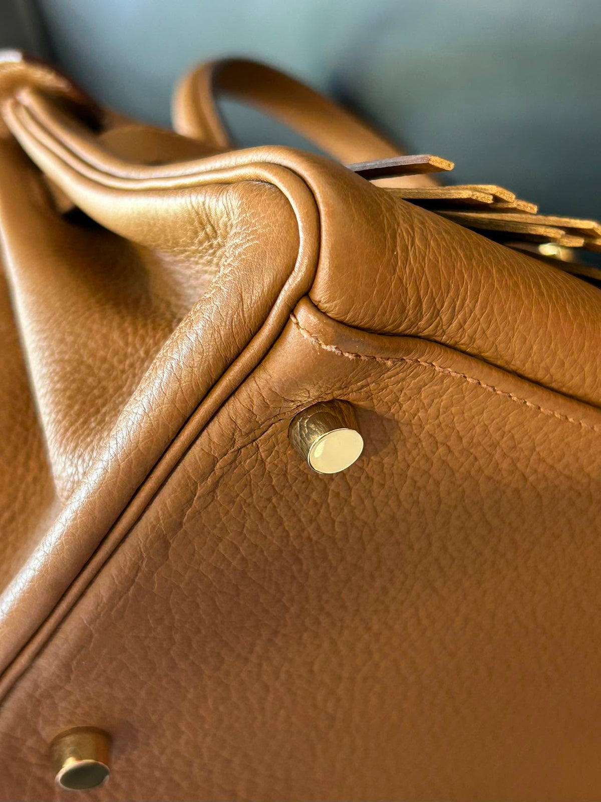 Hermes Kelly shoulder fringe Milk Tea