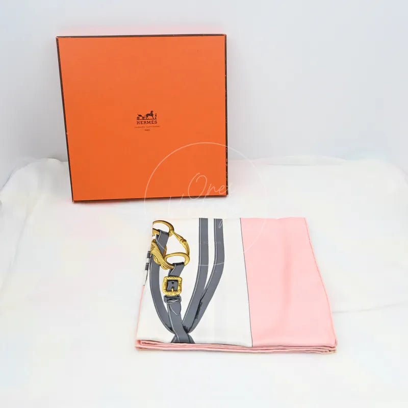 [Pre-owned] Hermes Scarf