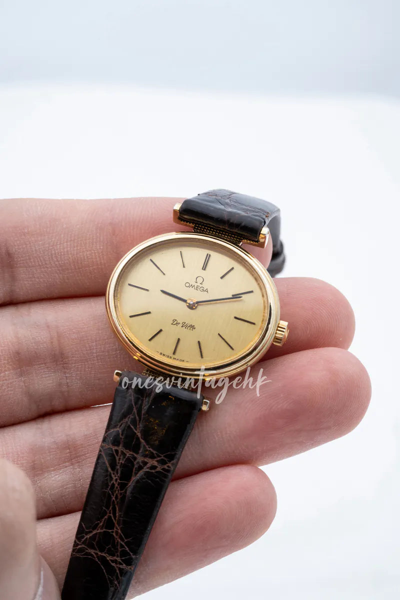 [Pre-owned] Omega De Ville Oval Watch