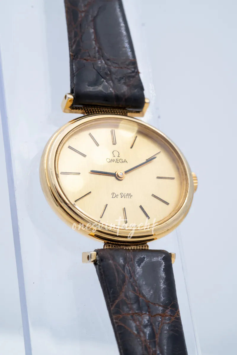 [Pre-owned] Omega De Ville Oval Watch