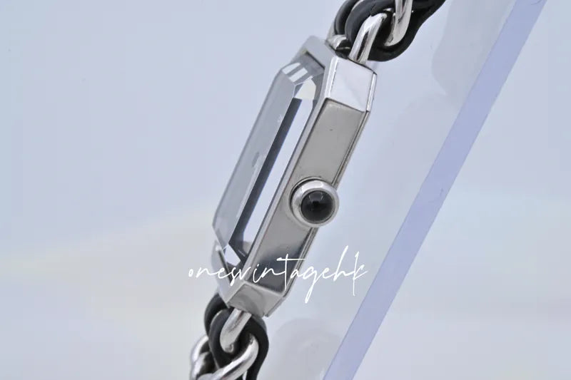 [Pre-owned] Chanel Premiere Watch Silver (M) 72*04