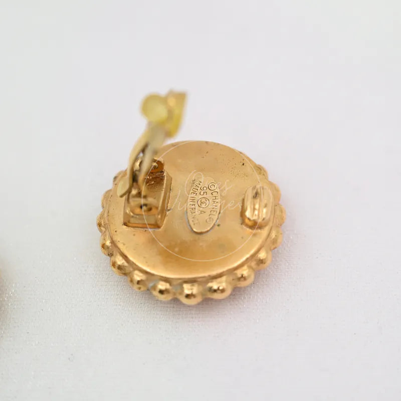[Pre-owned] Chanel CC Logo Clip Earrings