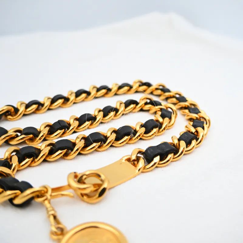 [Pre-owned] Chanel Coco Mark Chain Belt Gold Black Golden Metal