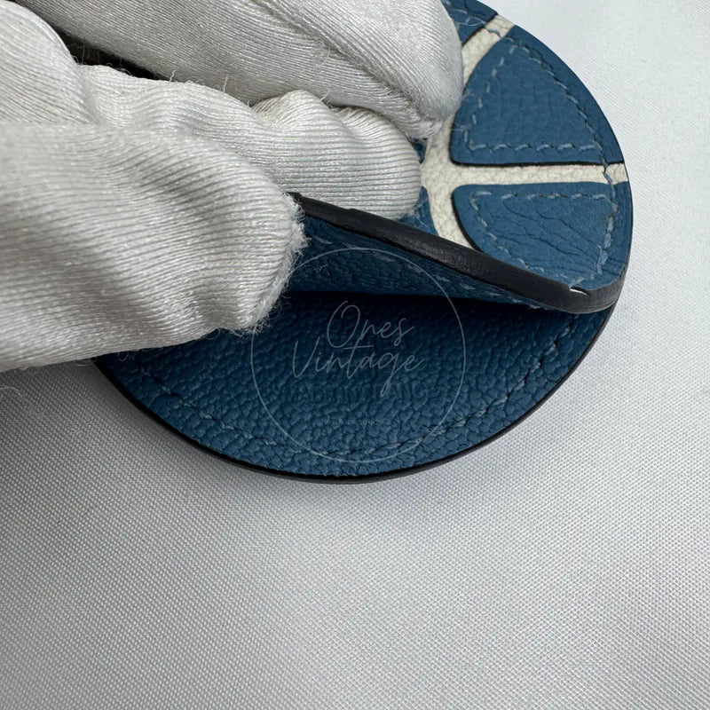 [Pre-owned] Hermes Basketball Blue & White Evercolor Key Ring Bag Charm