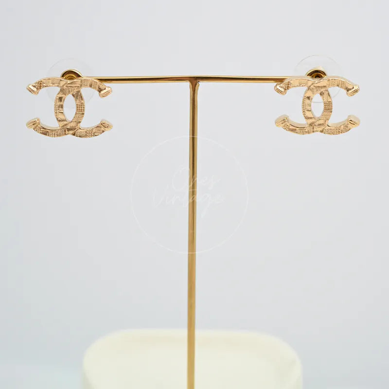 [Brand New] Chanel CC Earrings