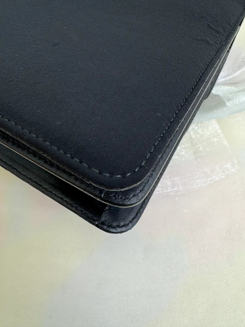 [Pre-owned] Celine Vintage Gancini Double Flap Bag Black Calfskin and Fabric 雙子星