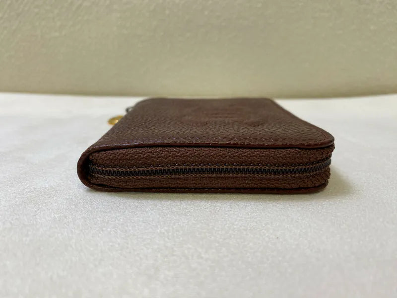 [Pre-owned] Chanel Vintage CC Mark Zip Wallet Red Caviar Series 5