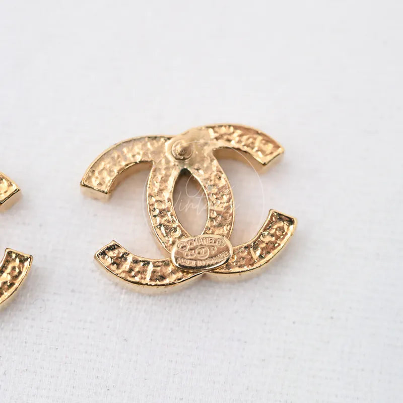 [Pre-owned] Chanel CC Clip-on 24K Gold Earrings