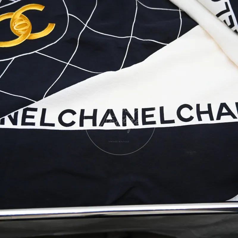 [Pre-owned] Chanel Silk CC Square Scarf