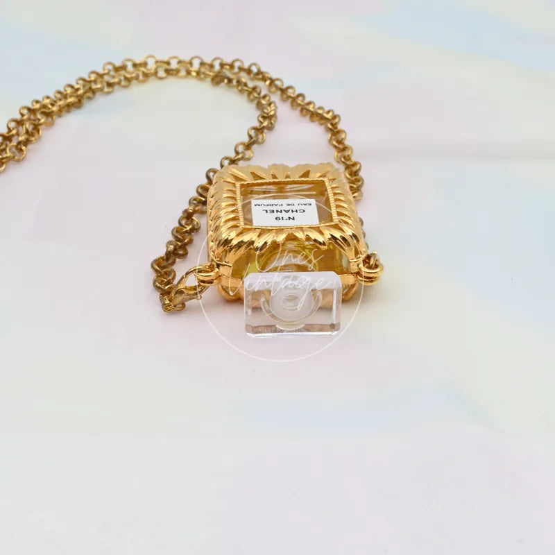 [Pre-Owned] Chanel Vintage N19 Perfume Bottle Necklace