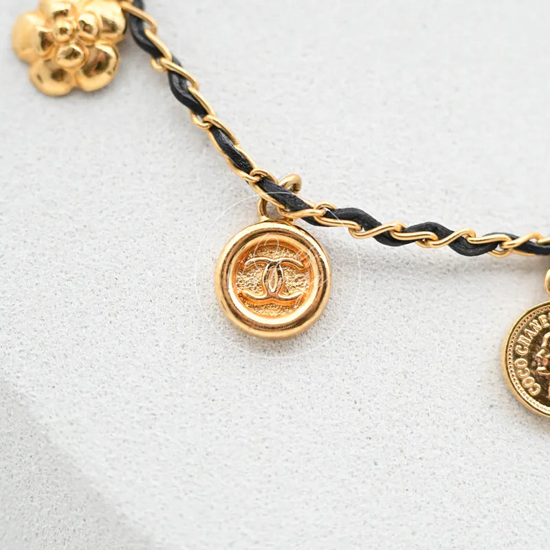 [Pre-owned] Chanel Vintage Medallions Gold Necklace