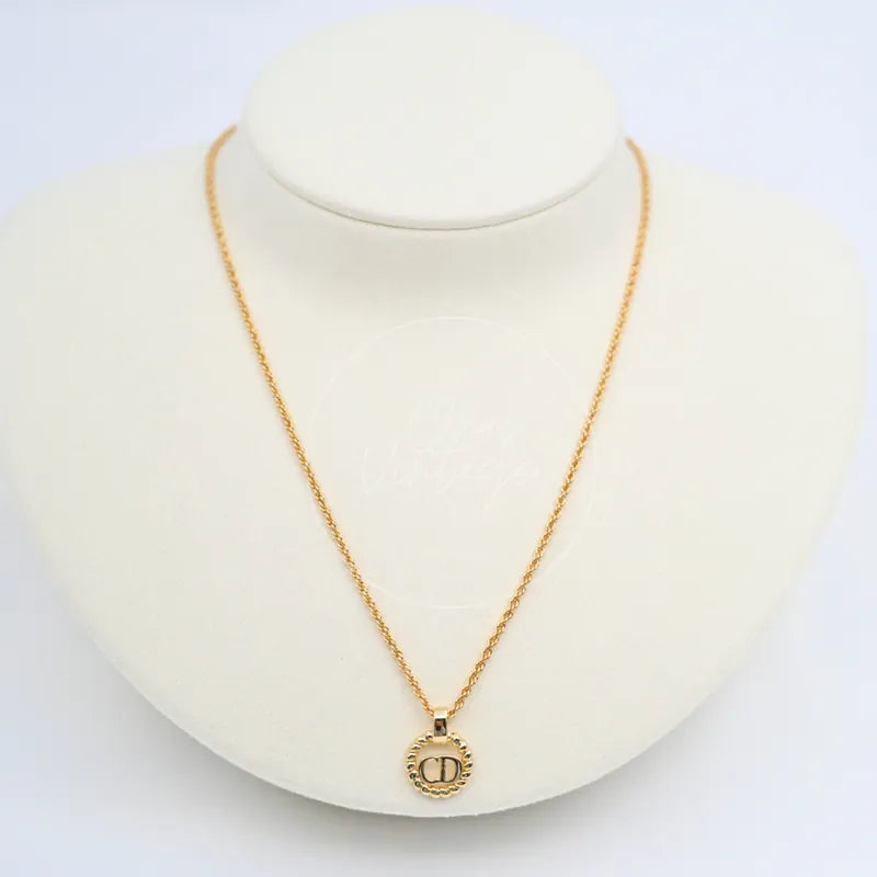 [Pre-owned] Christian Dior Enamel Detail CD Pendant Necklace