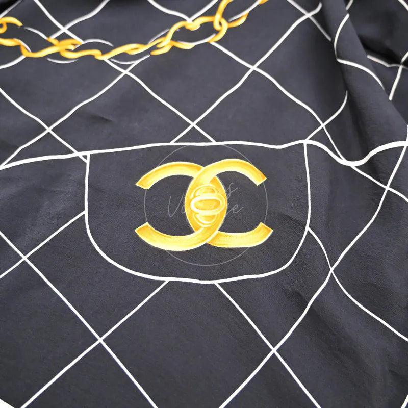 [Pre-owned] Chanel Silk CC Square Scarf