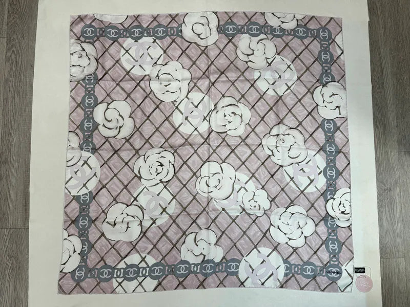 [Pre-owned] Chanel Scarf 粉紅菱格