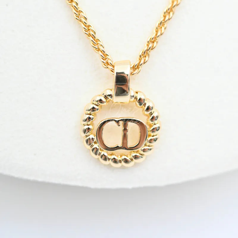 [Pre-owned] Christian Dior Enamel Detail CD Pendant Necklace