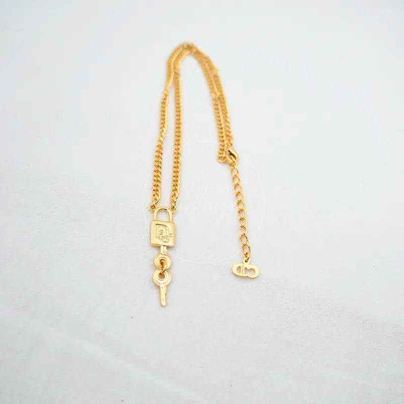 [Pre-owned] Christian Dior Padlock Key Motif Necklace